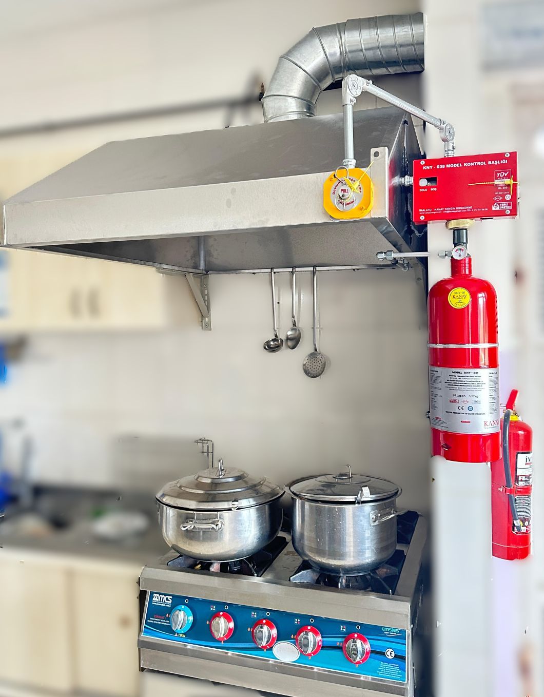 Davlumbaz ve Elektirik Pano Yangın Söndürme Sistemlerinde Türkiye'nin Teknik Lideri